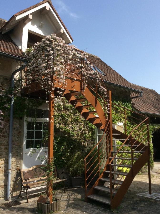 L'Orme Des Voyageurs Bed & Breakfast Boutigny ภายนอก รูปภาพ