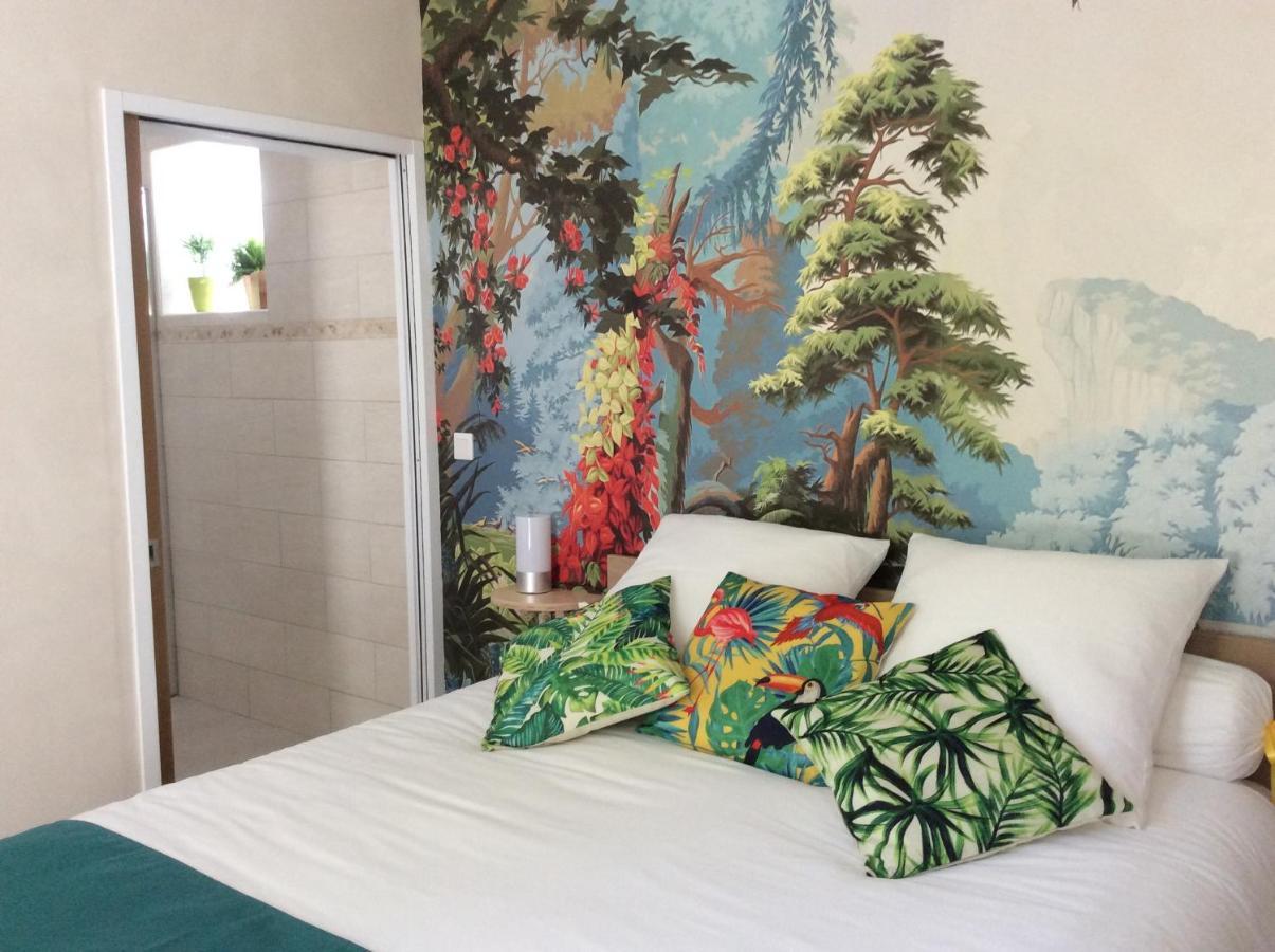 L'Orme Des Voyageurs Bed & Breakfast Boutigny ภายนอก รูปภาพ